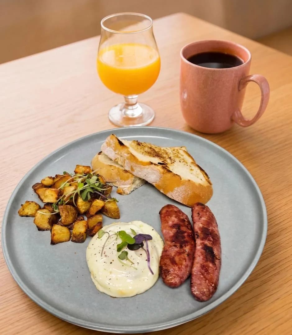 Combo #2 Classic Breakfast at Floré Café & Kitchen