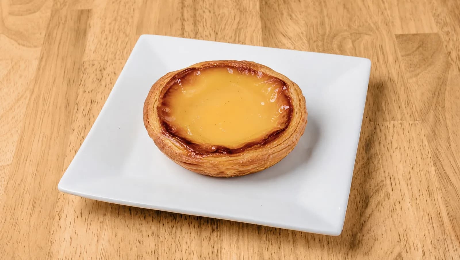 Custard tart at Floré Café & Kitchen | Tortinha de creme no Floré Café & Kitchen